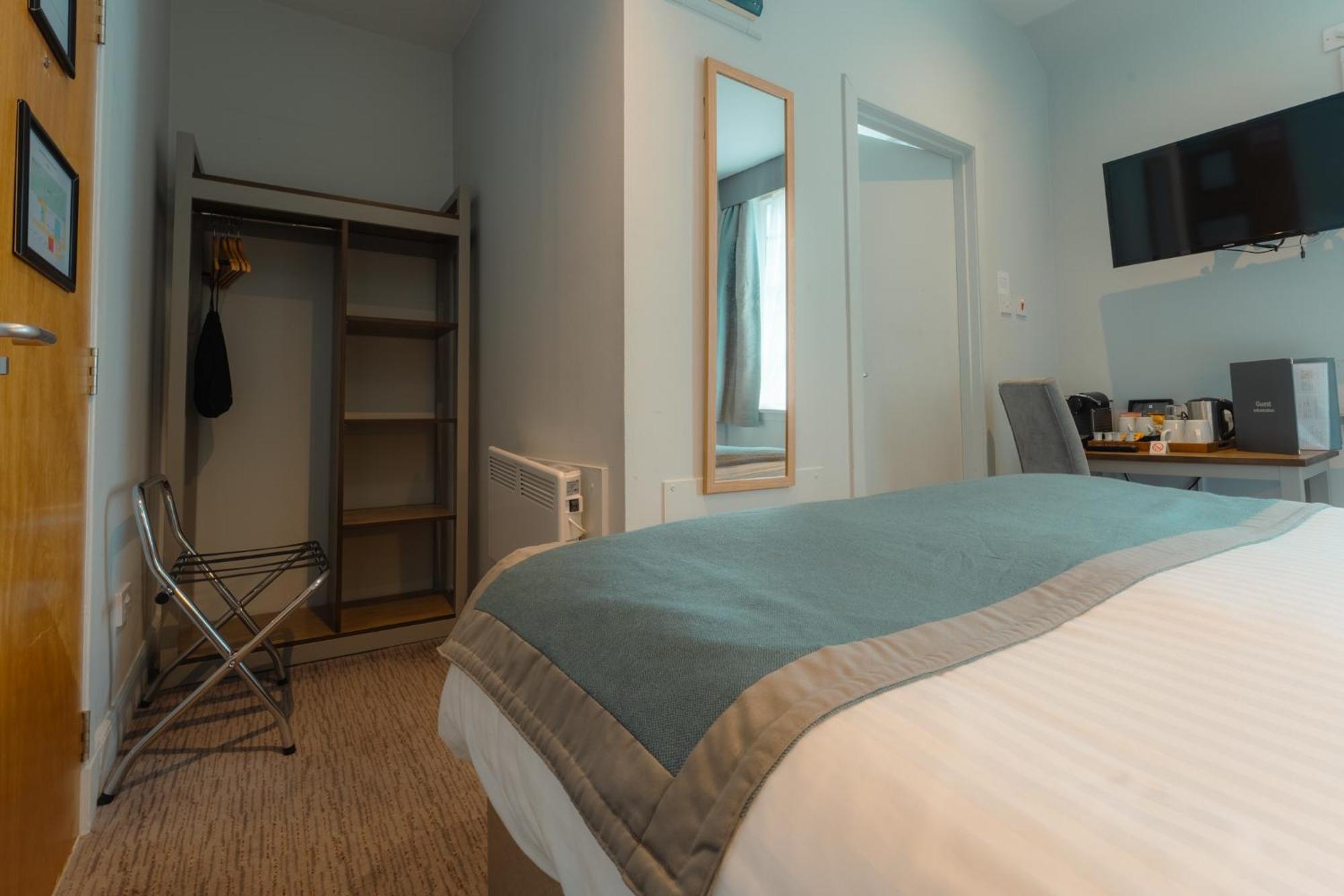West Port Hotel ลินลิธโกว ภายนอก รูปภาพ