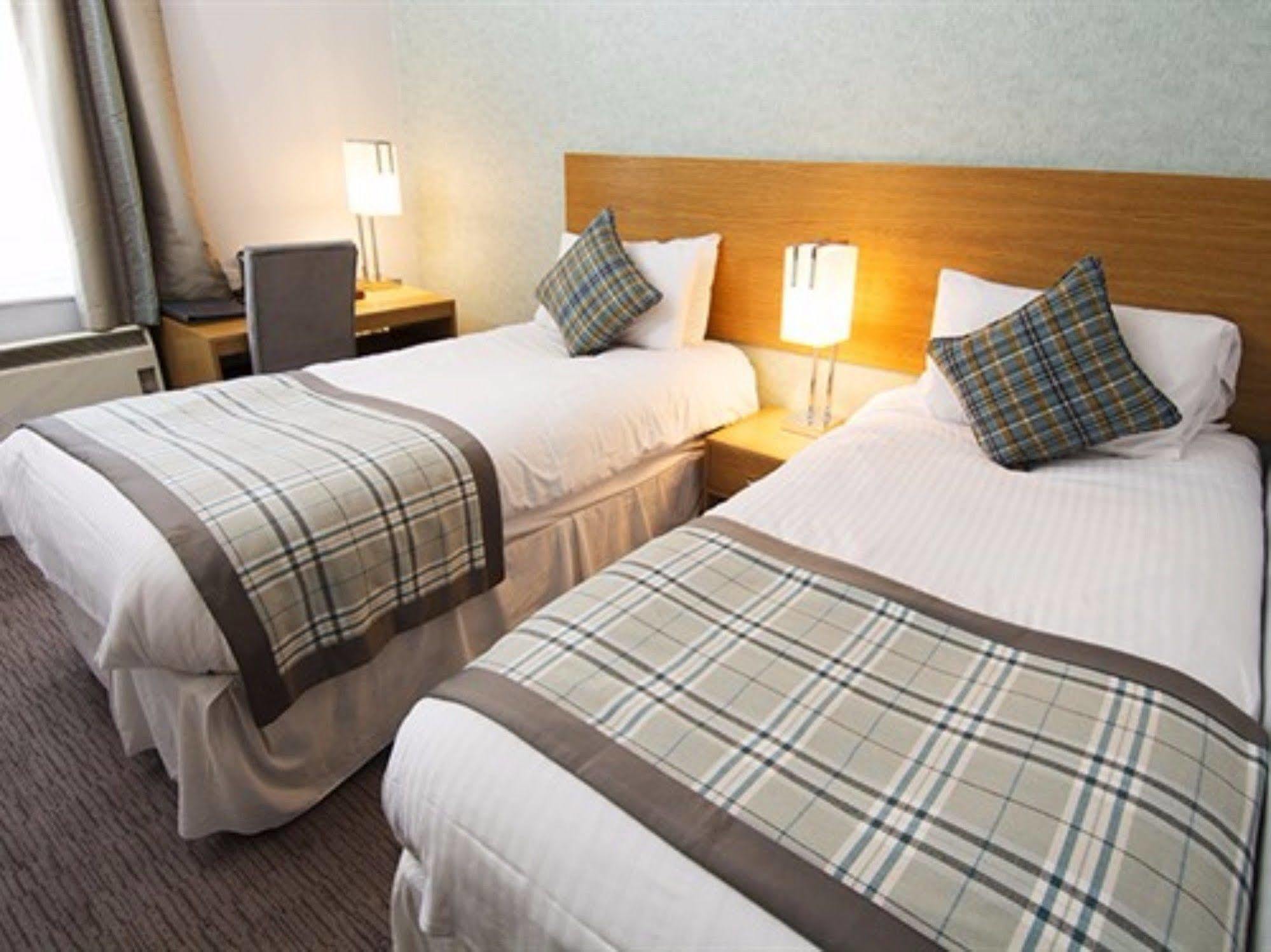 West Port Hotel ลินลิธโกว ภายนอก รูปภาพ